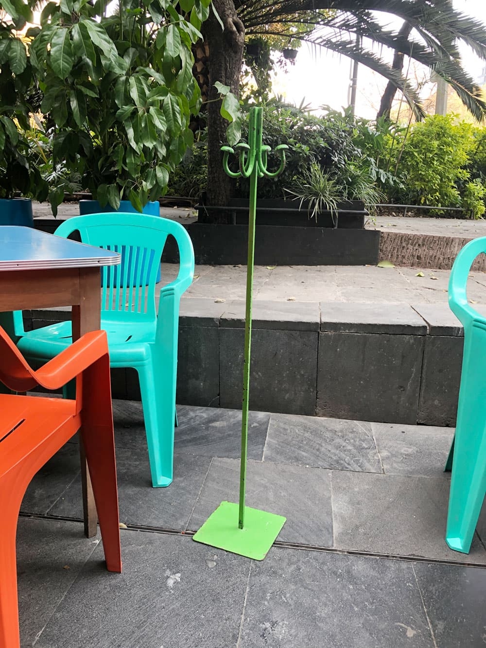Coat and bag hangers in Mexico