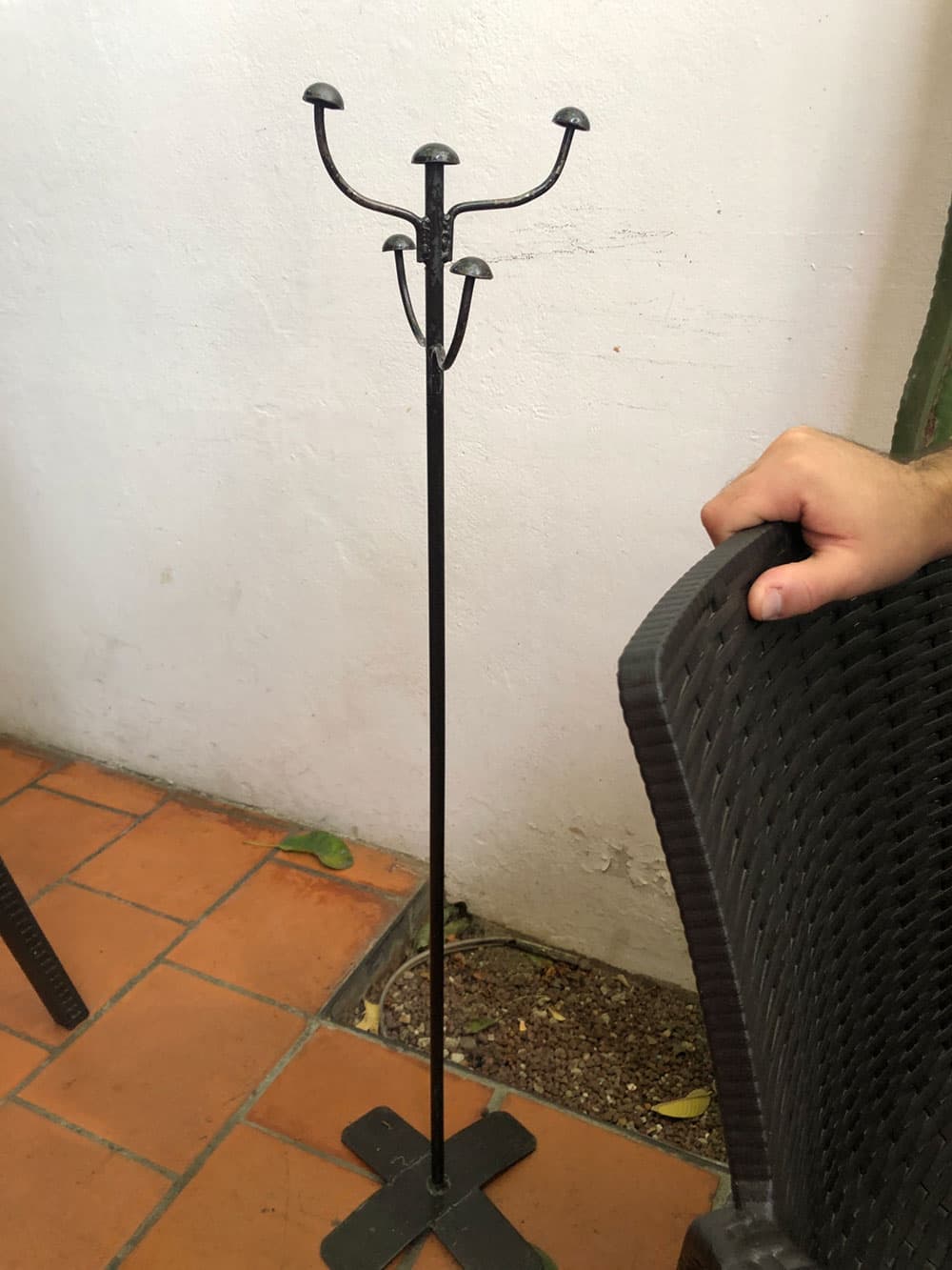 Coat and bag hangers in Mexico